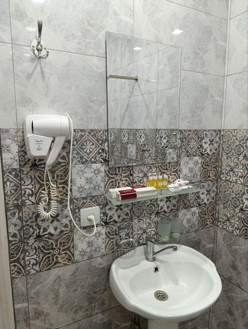 טשקנט The Art Hotel מראה חיצוני תמונה